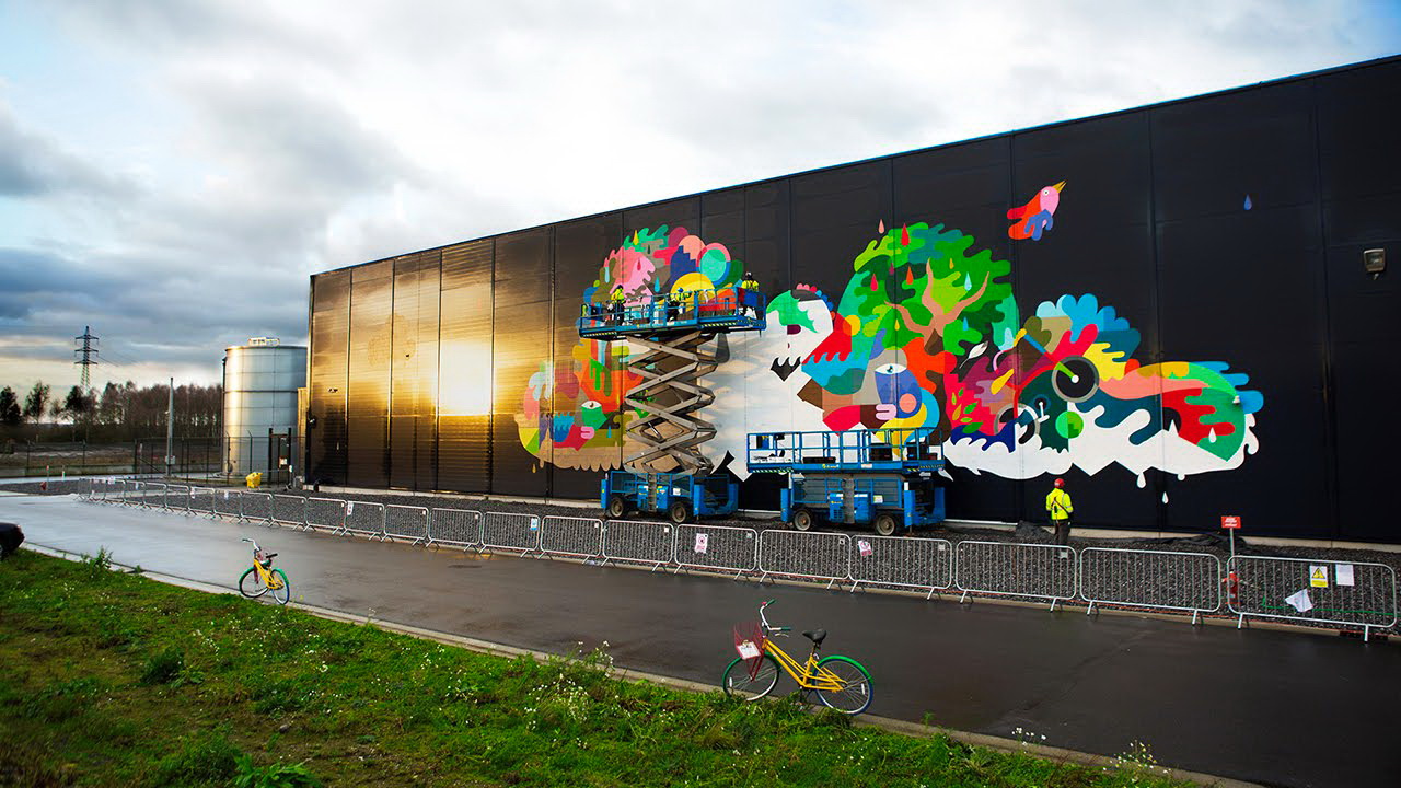 Data Center Google Dihias Mural1